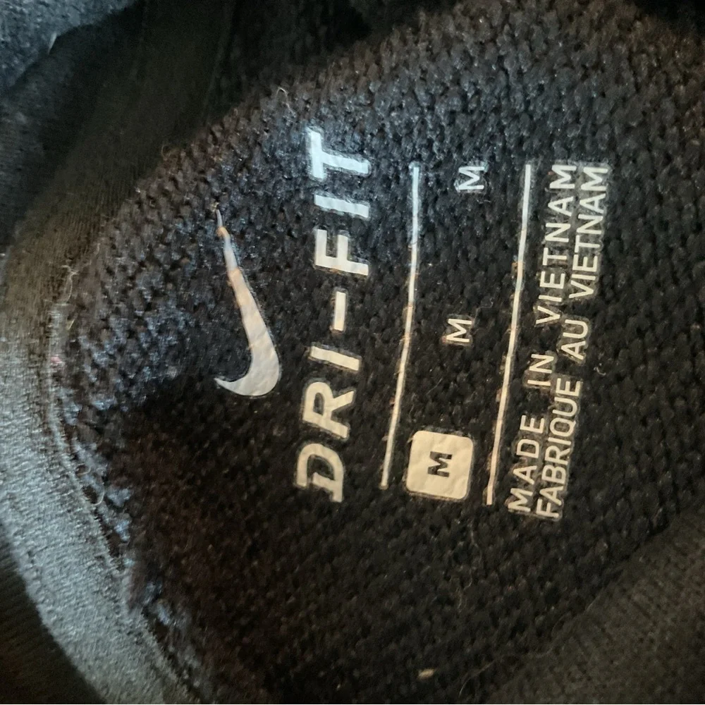 Nike classic black